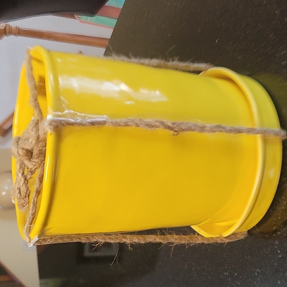 🪴Rae Dunn Planter - Picture 4 of 6